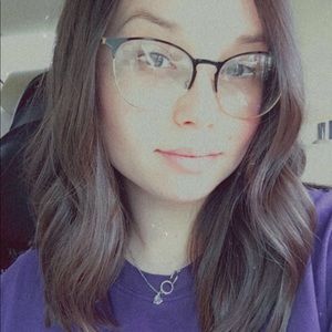 Meet your Posher, Tori